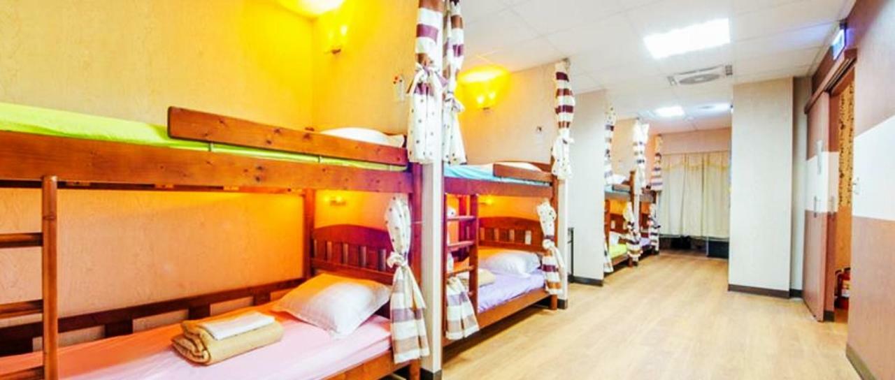 كيلونغ Non-Profit Bee Home المظهر الخارجي الصورة